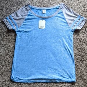 Exist Crew Neck T-shirt